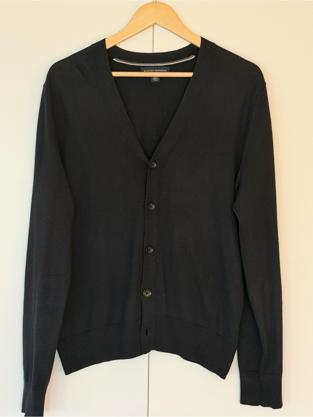 Banana Republic Men's Black V-Neck Button Cardigan